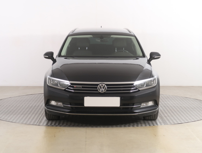 Volkswagen Passat, 2016