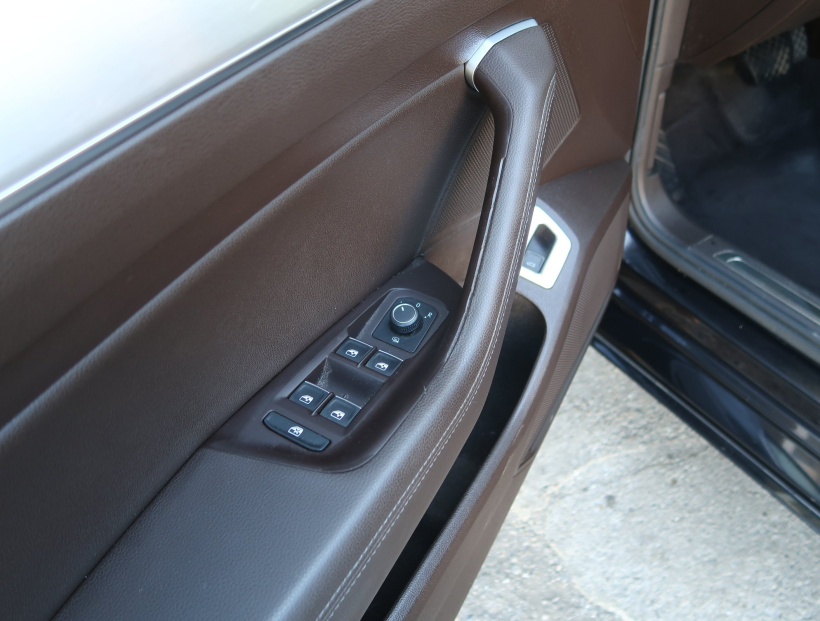 Volkswagen Passat, 2016