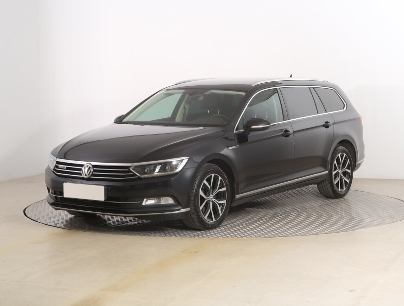 Volkswagen Passat, 2016