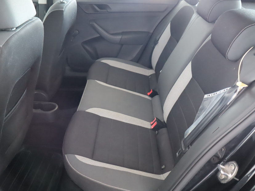 Škoda Rapid Spaceback, 2014