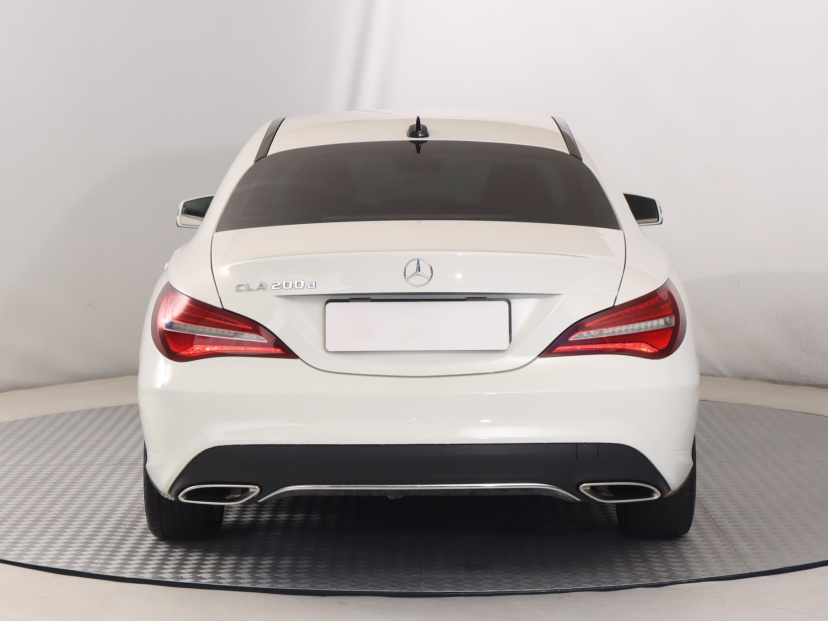 Mercedes-Benz CLA, 2016