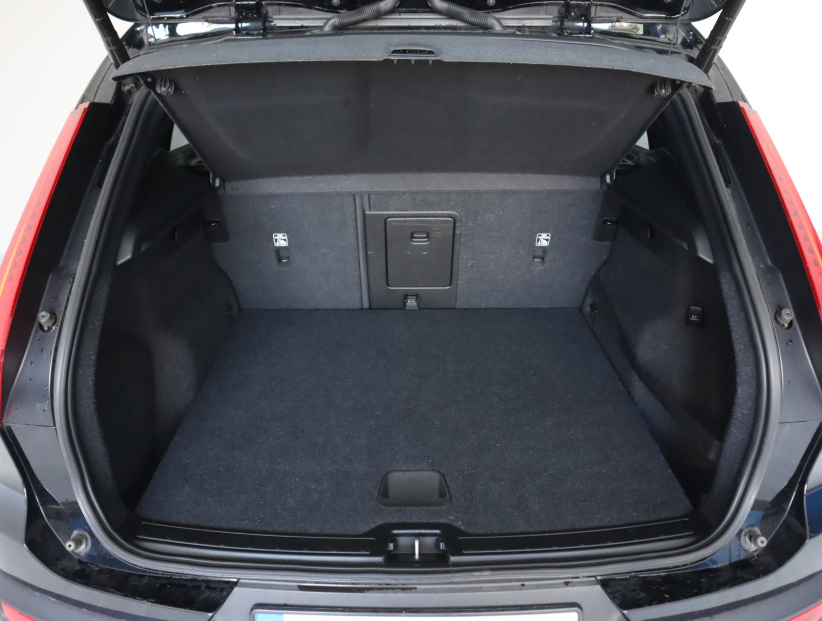 Volvo XC40, 2020