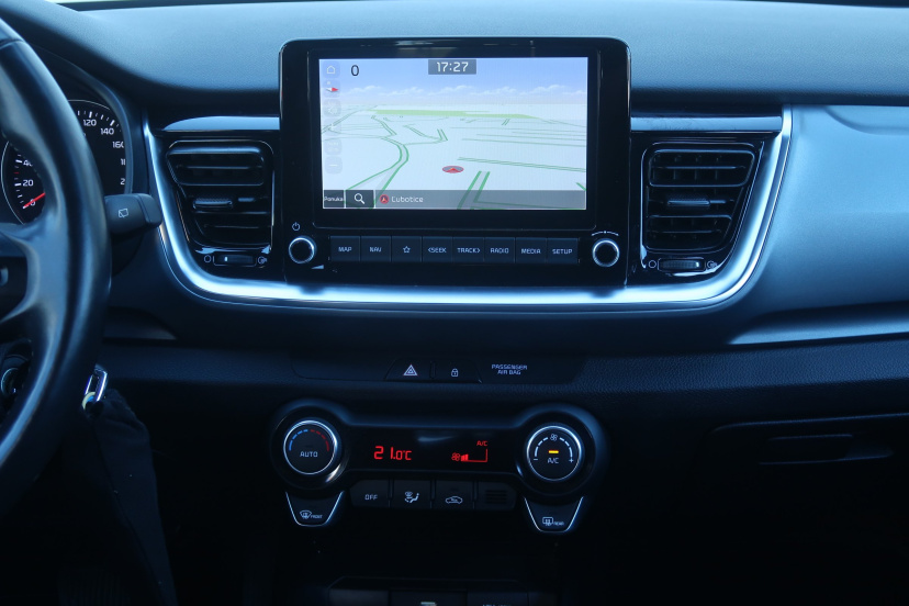 Kia Stonic, 2022
