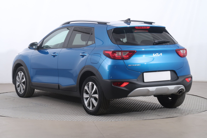 Kia Stonic, 2022