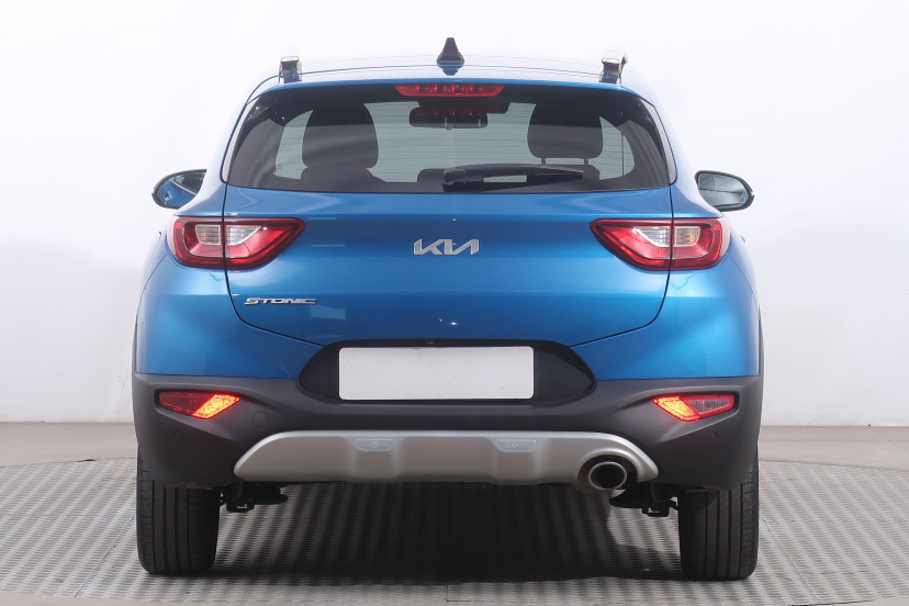 Kia Stonic, 2022