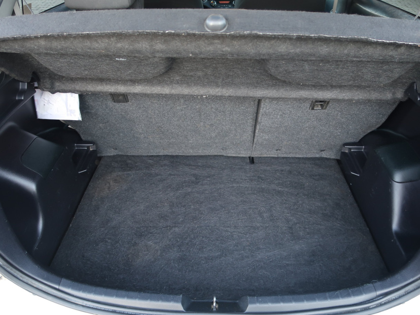 Toyota Yaris, 2013