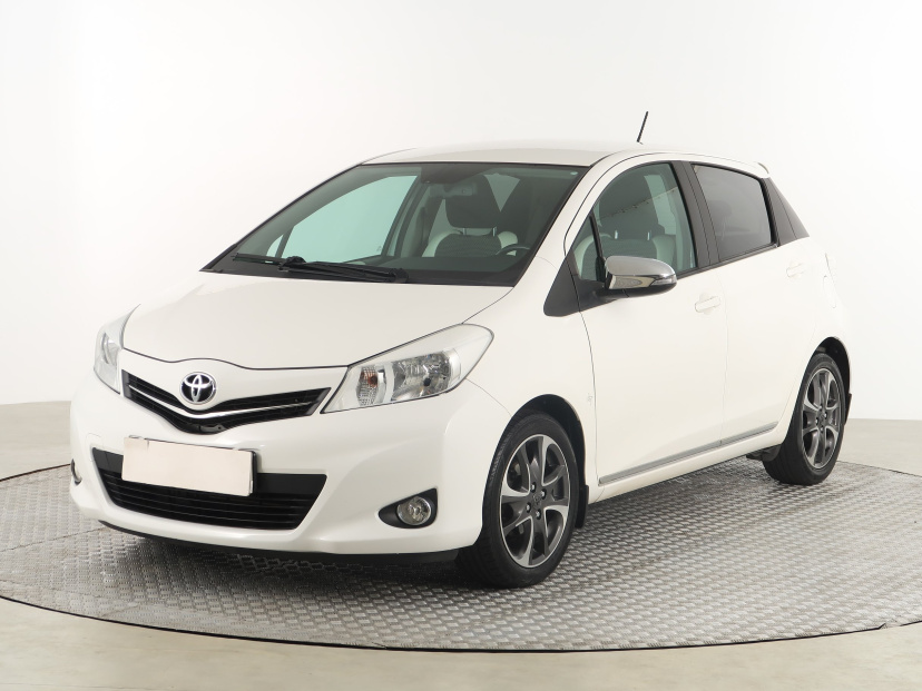 Toyota Yaris, 2013