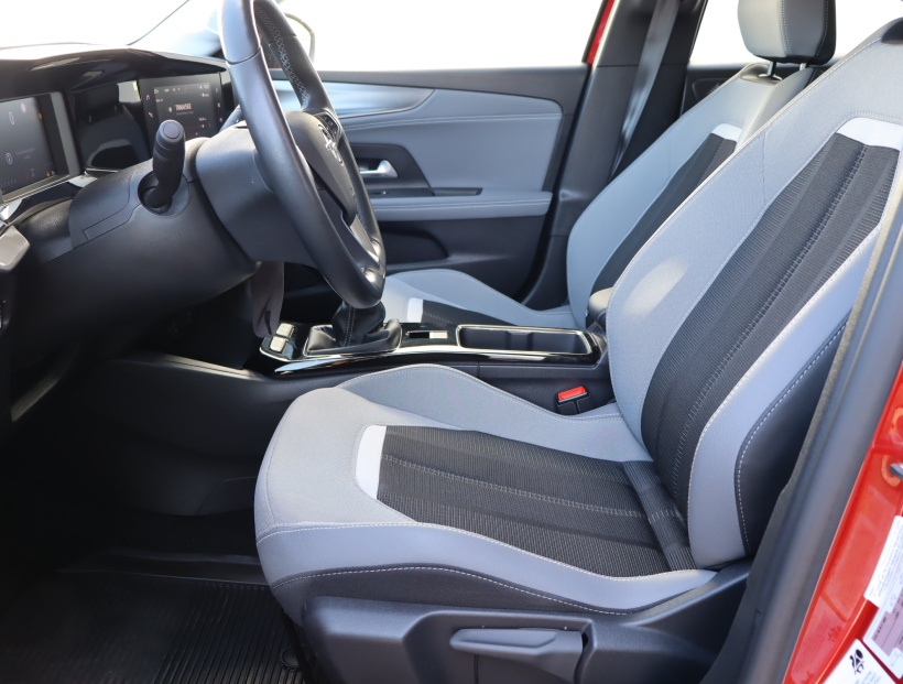 Opel Mokka, 2024