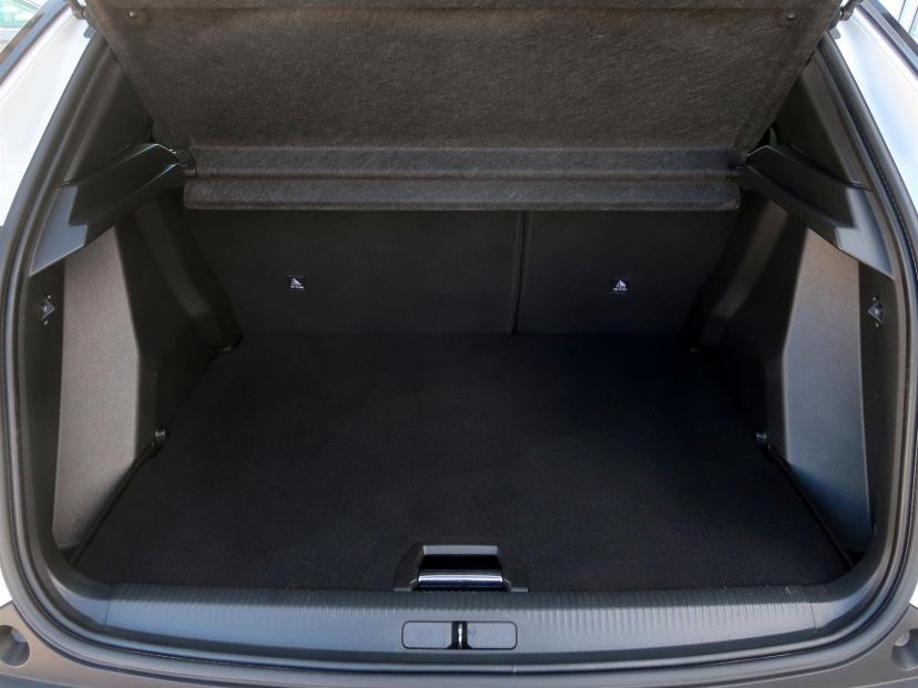 Peugeot 2008, 2021