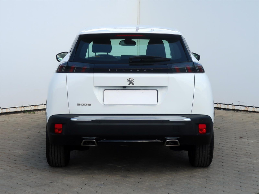 Peugeot 2008, 2021