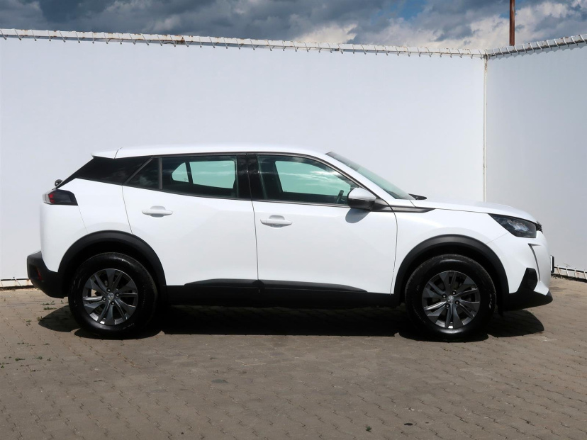 Peugeot 2008, 2021
