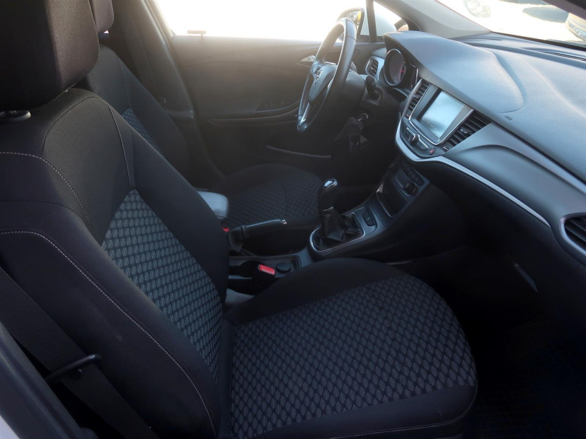 Opel Astra, 2017