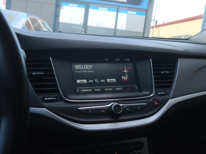Opel Astra, 2017
