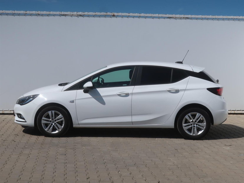 Opel Astra, 2017