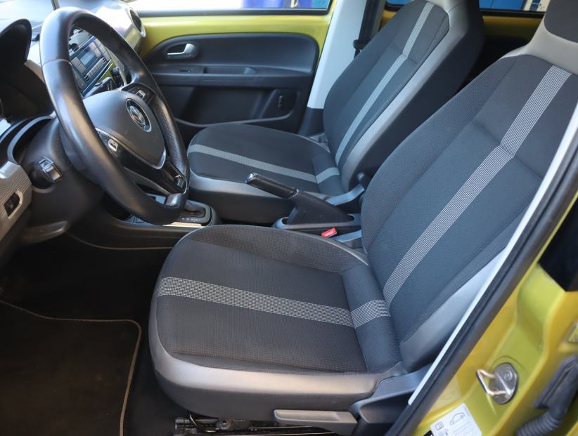 Volkswagen e-up!, 2018