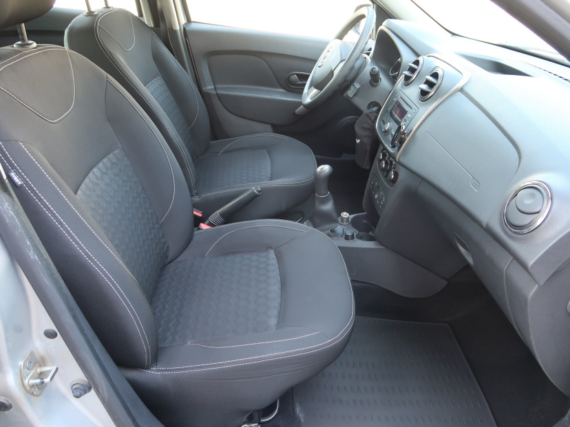 Dacia Logan, 2013