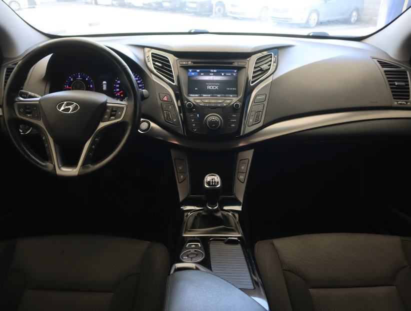 Hyundai i40, 2016