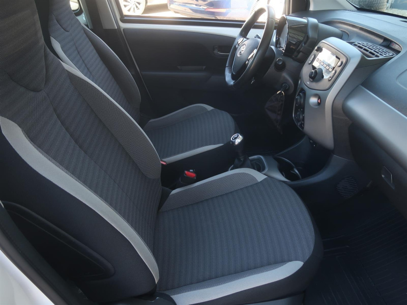 Toyota Aygo, 2020