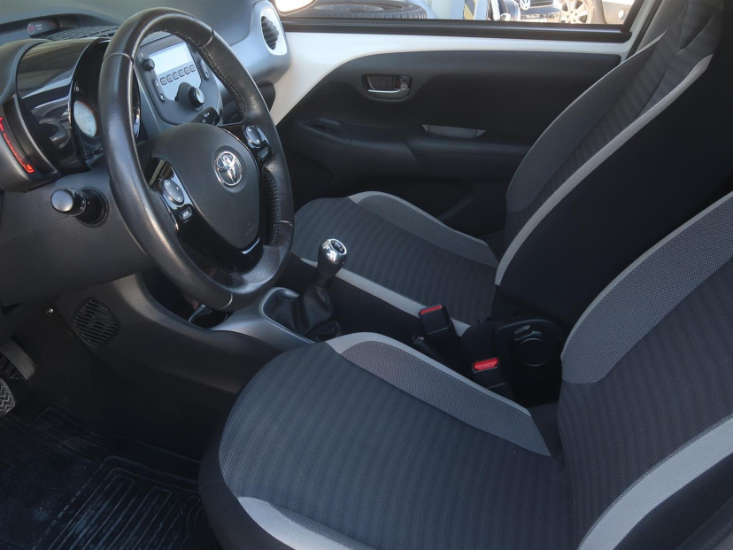 Toyota Aygo, 2020