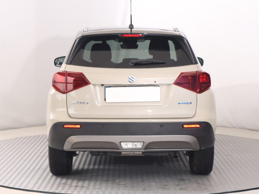 Suzuki Vitara, 2025
