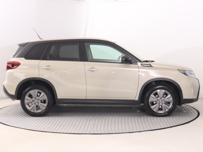 Suzuki Vitara, 2025