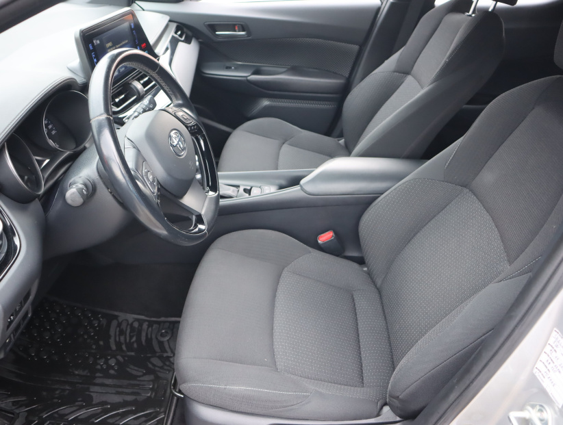 Toyota C-HR, 2018