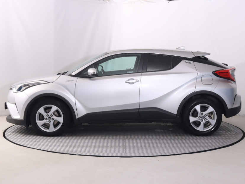Toyota C-HR, 2018