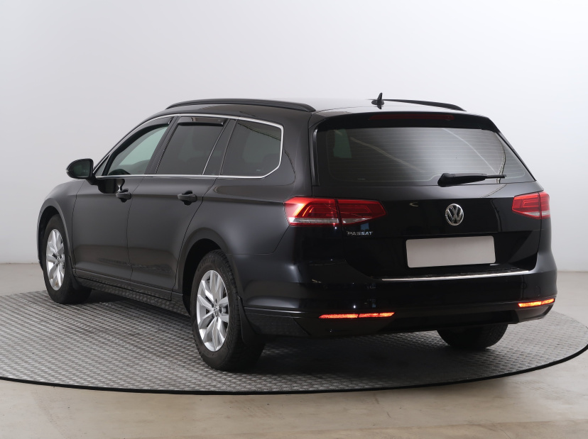 Volkswagen Passat, 2018