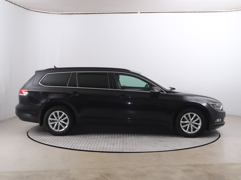 Volkswagen Passat, 2018