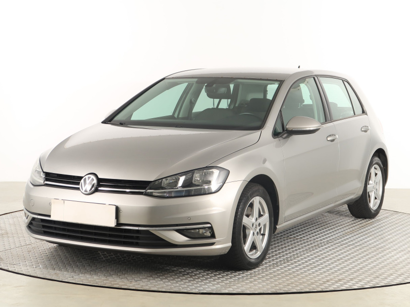 Volkswagen Golf, 2019