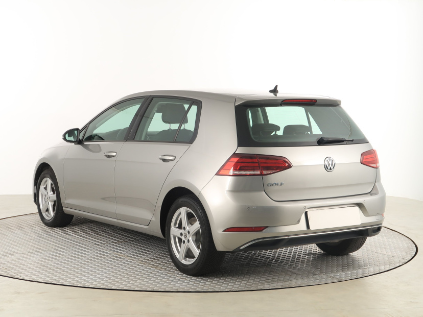 Volkswagen Golf, 2019