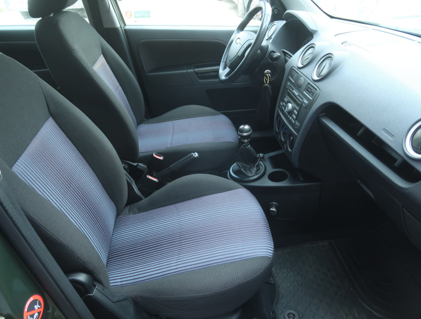 Ford Fusion, 2006