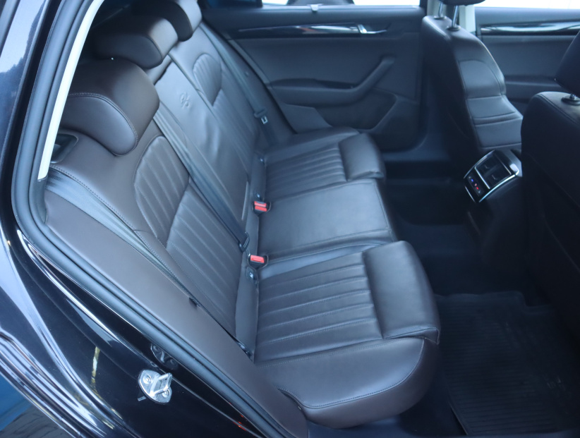 Škoda Superb, 2016