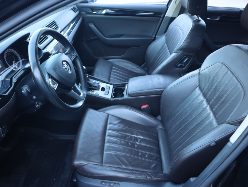 Škoda Superb, 2016