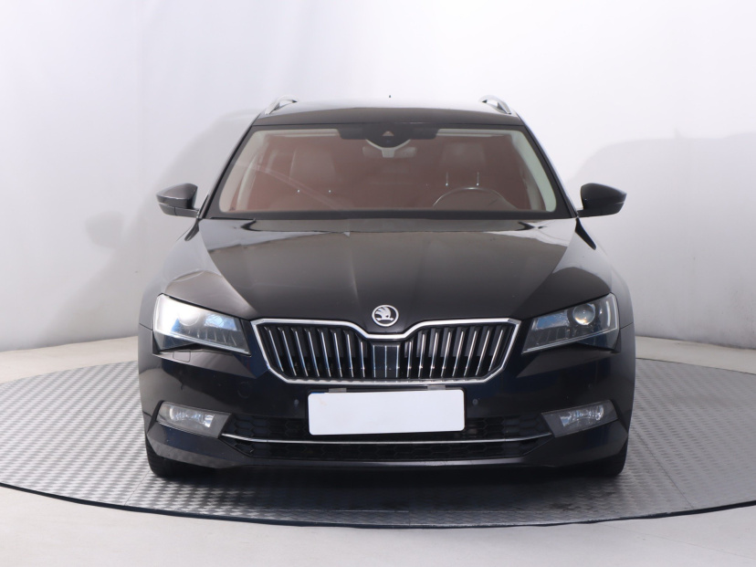 Škoda Superb, 2016