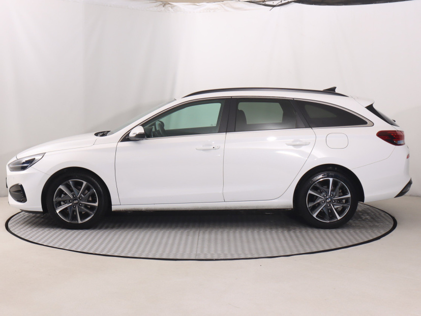 Hyundai i30, 2025