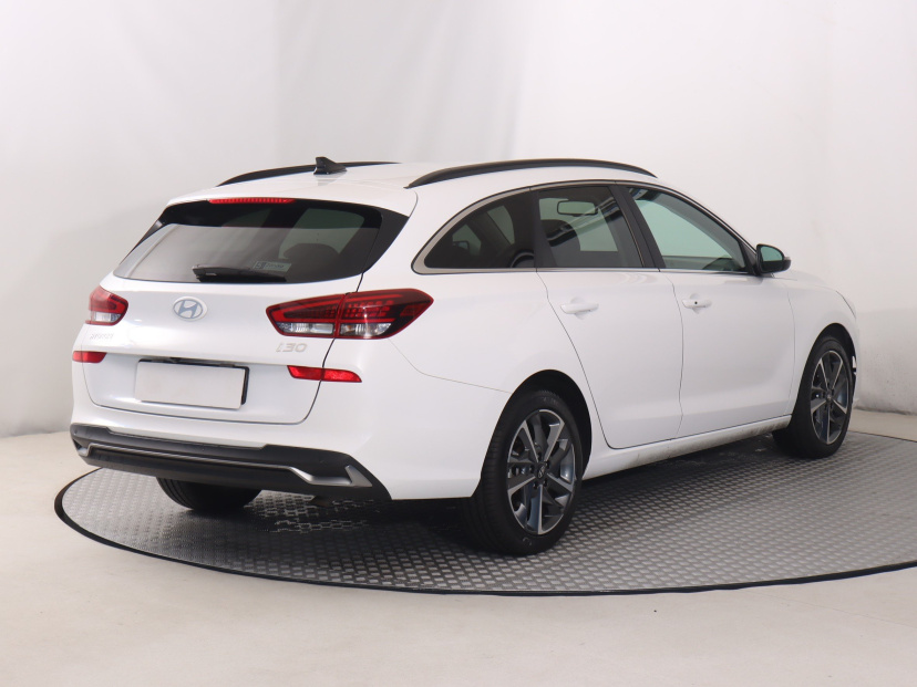 Hyundai i30, 2025