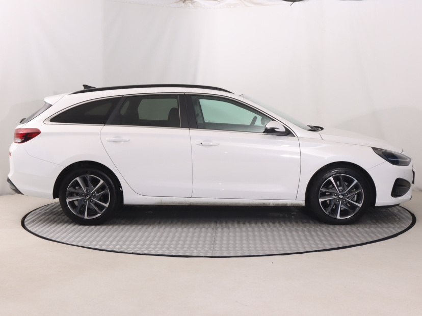 Hyundai i30, 2025