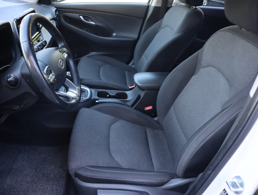 Hyundai i30, 2023