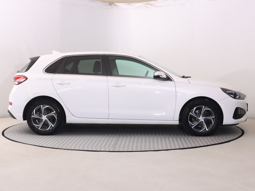 Hyundai i30, 2023