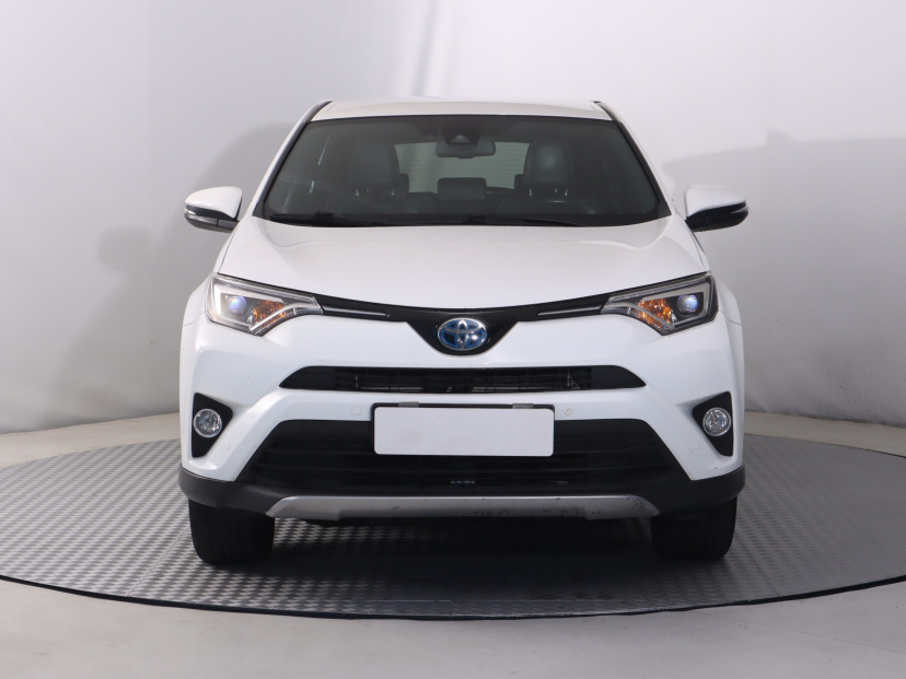 Toyota RAV 4, 2016