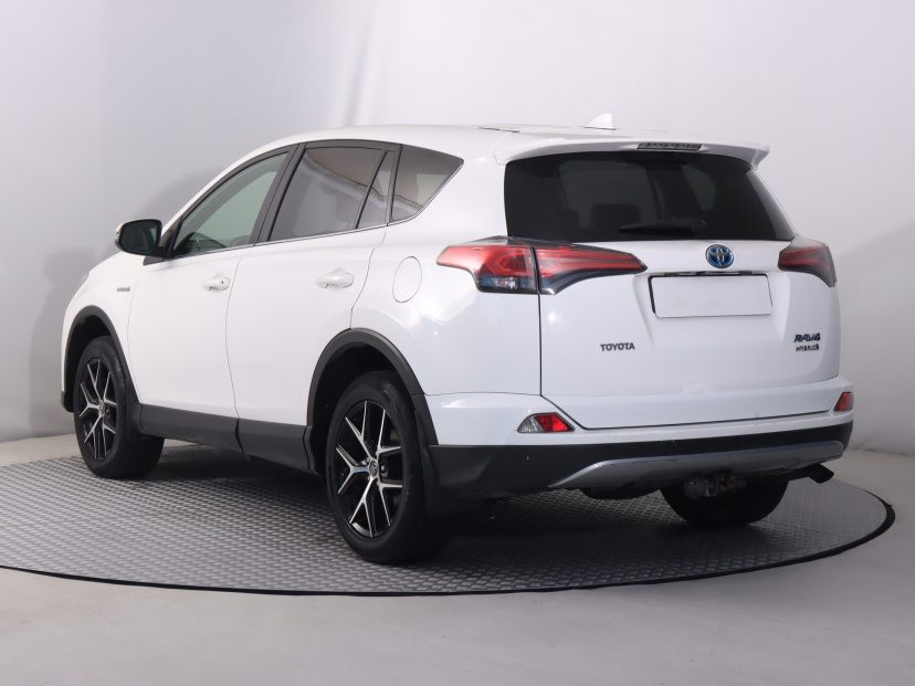 Toyota RAV 4, 2016