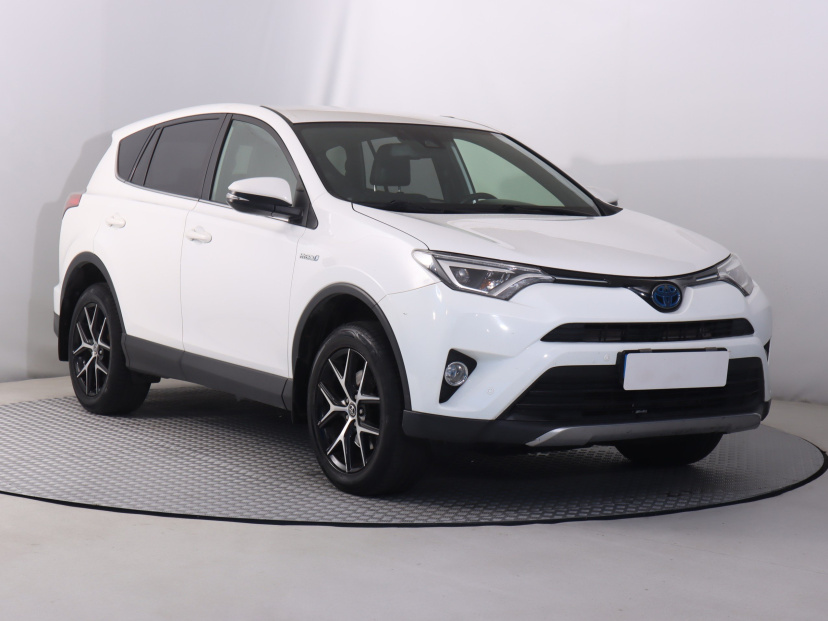 Toyota RAV 4, 2016