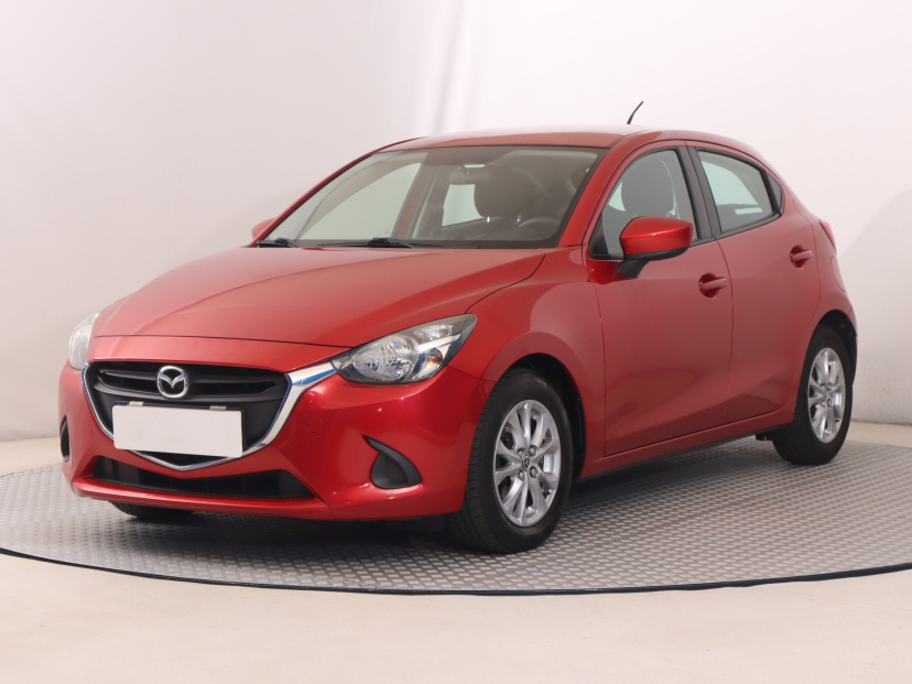 Mazda 2, 2015