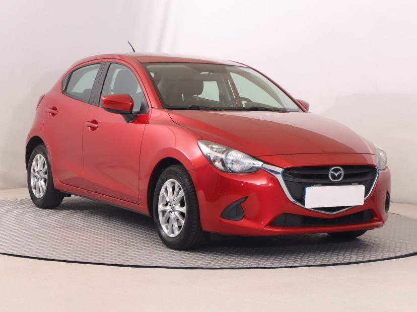 Mazda 2, 2015