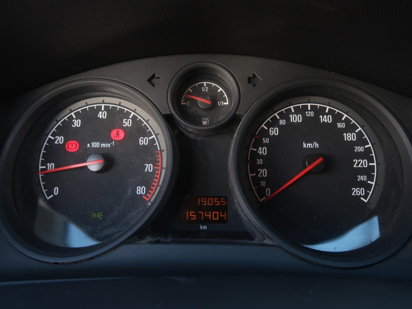 Opel Astra, 2011