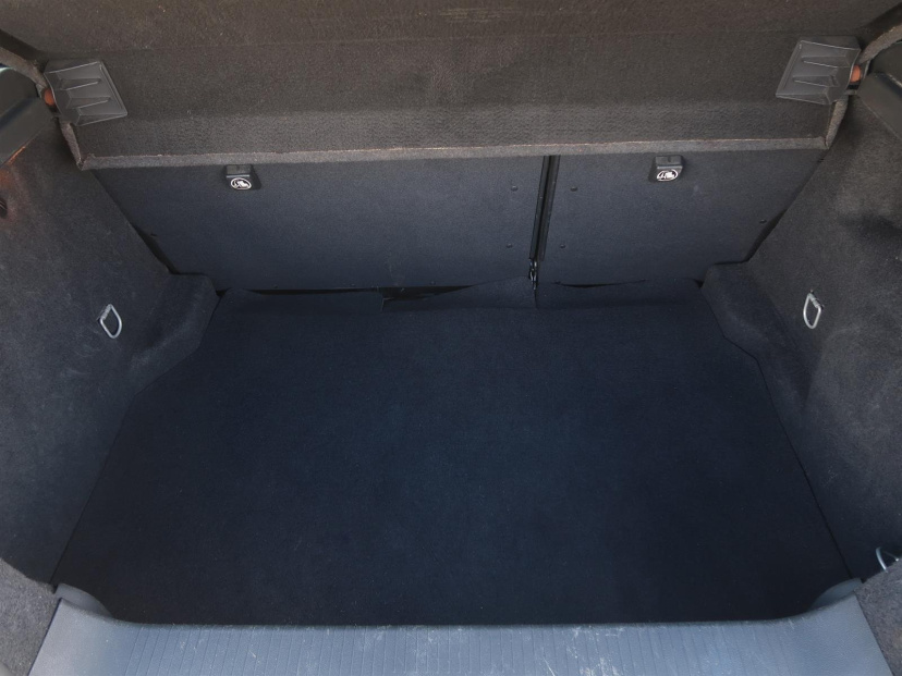 Opel Astra, 2011