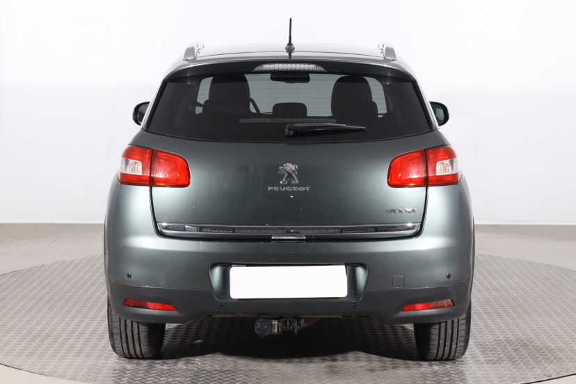 Peugeot 4008, 2013