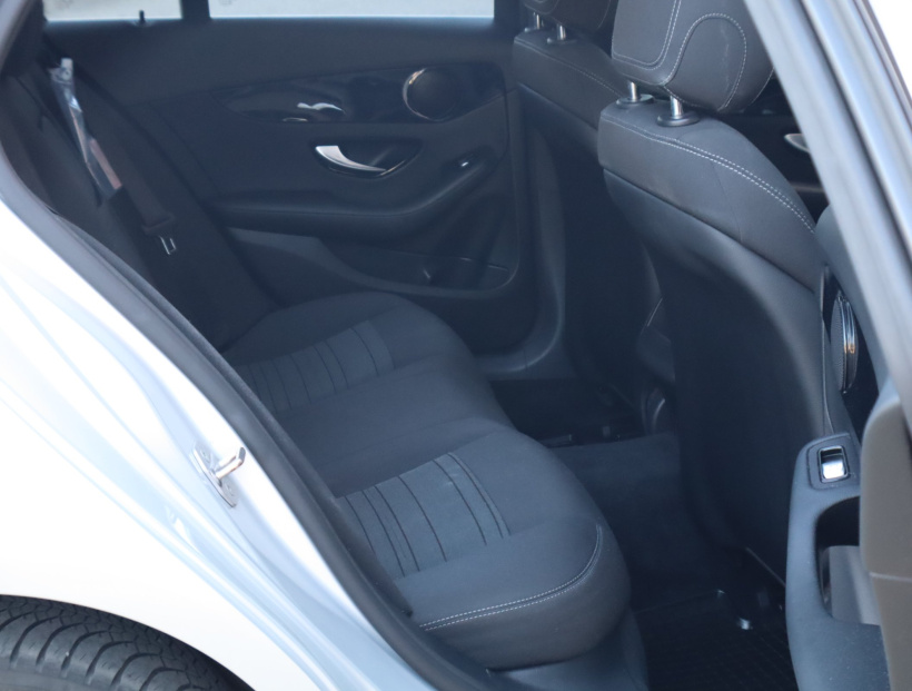 Mercedes-Benz C, 2017