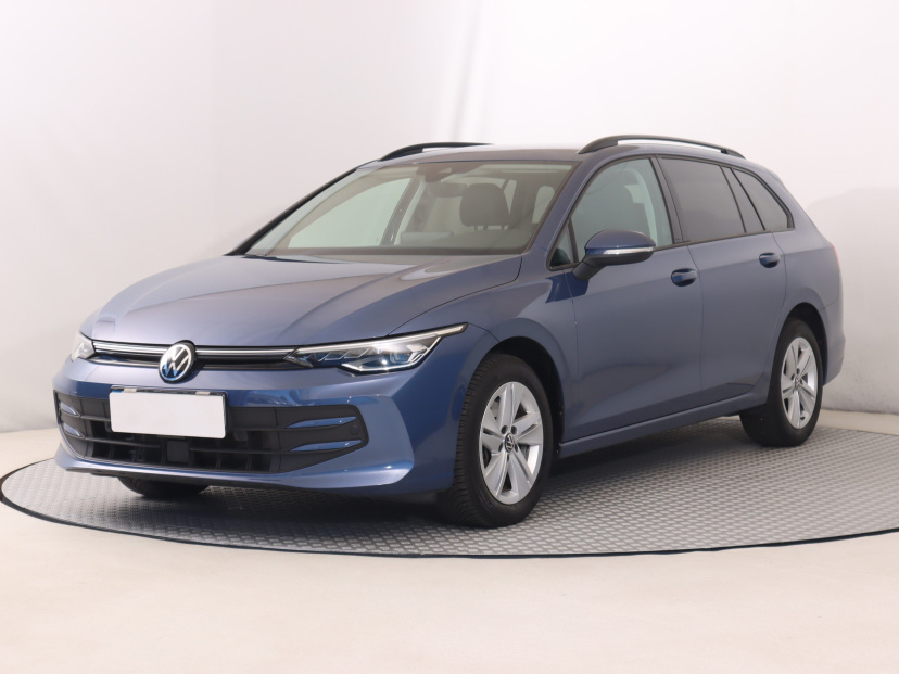 Volkswagen Golf, 2024